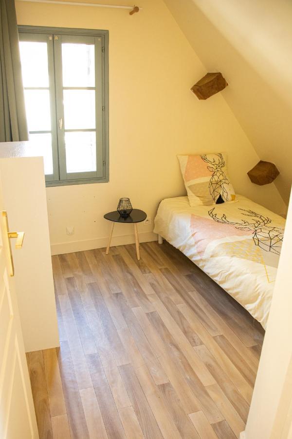 Columna Historya 1 Apartment Bergerac Luaran gambar